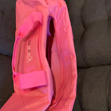 Load image into Gallery viewer, DSFIT2RUN Pink Duffle Bag
